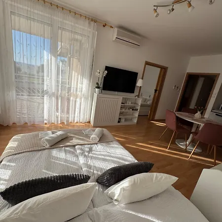 Апартаменты Goldsun Balaton